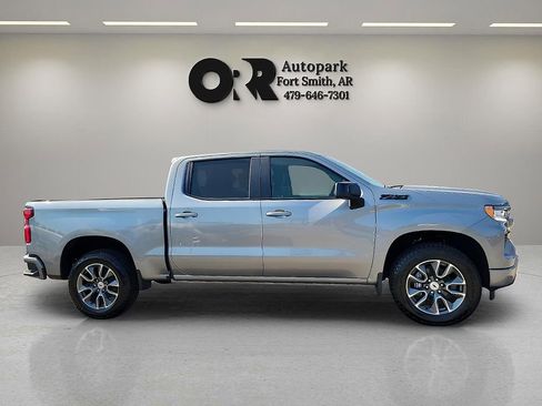 Used 2025 Chevrolet Silverado 1500 RST AWD/4WD image 6