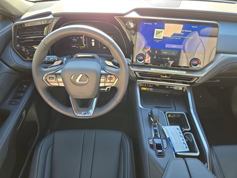 New 2026 Lexus TX 500h AWD image 14