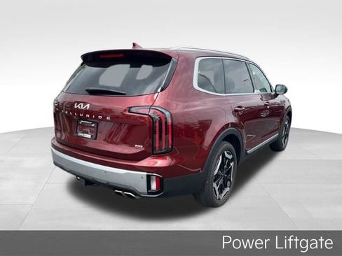 Used 2024 Kia Telluride EX w/ EX Captain's Chair Package AWD/4WD image 7