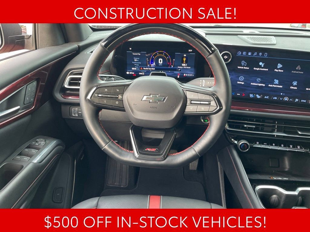 Used 2024 Chevrolet Traverse RS AWD/4WD image 13