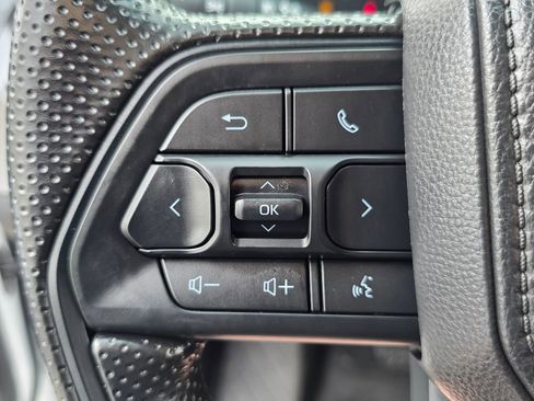 Used 2025 Toyota Tacoma SR5 RWD image 25