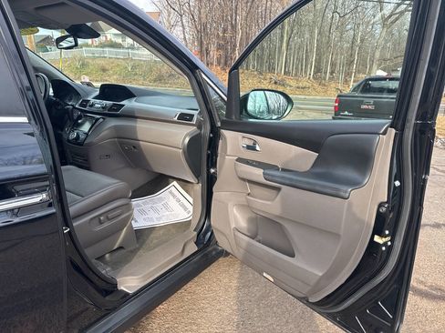 Used 2016 Honda Odyssey EX-L image 12
