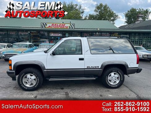 Used 1994 Chevrolet Blazer 4WD image 1