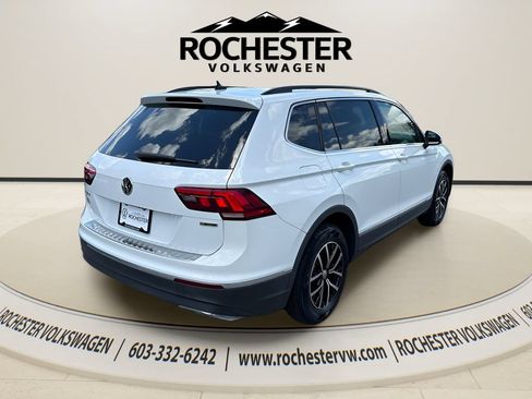 Used 2021 Volkswagen Tiguan SE w/ Panoramic Sunroof Package AWD/4WD image 6
