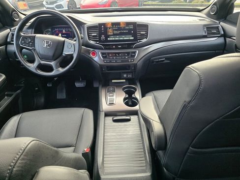 Certified 2023 Honda Passport EX-L image 2