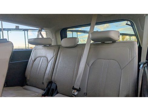 Used 2023 Ford Expedition Max Limited image 18