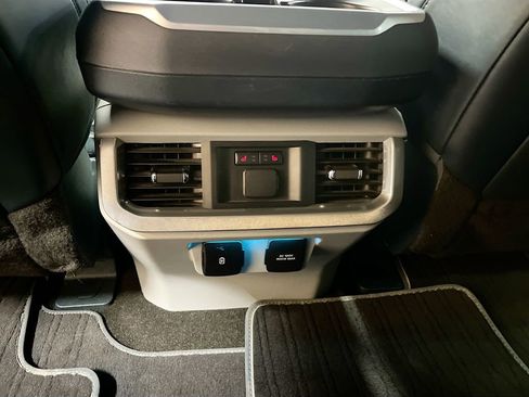 Used 2021 Ford F150 Limited AWD/4WD image 27