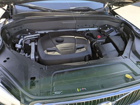 Used 2018 Volvo XC90 T6 Momentum w/ Convenience Package image 30