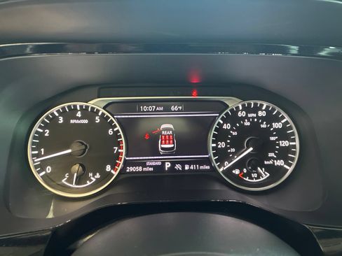 Used 2025 Nissan Pathfinder SV FWD image 22