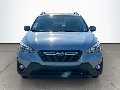 Used 2023 Subaru Crosstrek 2.0i Premium image 2