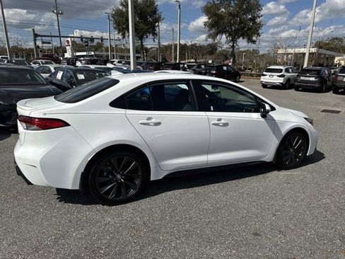 Certified 2024 Toyota Corolla SE image 2