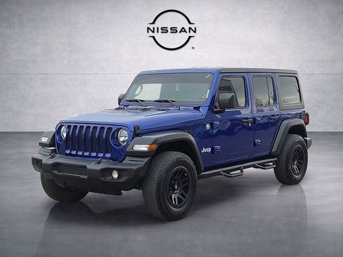 Used 2018 Jeep Wrangler Unlimited Sport S image 2