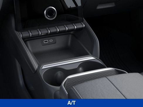 New 2026 GMC Terrain Elevation w/ Elevation Premium Package AWD/4WD image 24