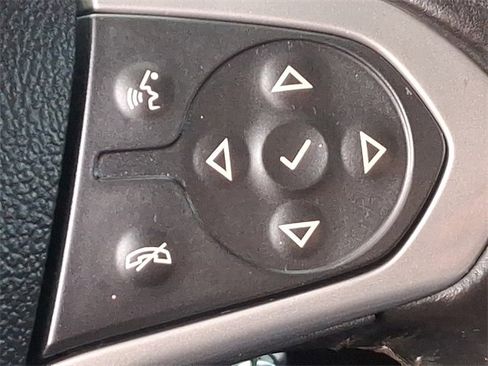 Used 2020 Chevrolet Colorado LT w/ Safety Package image 22