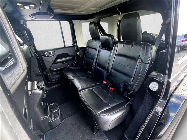 Used 2019 Jeep Wrangler Unlimited Sahara AWD/4WD image 30