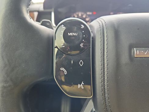 Used 2020 Land Rover Range Rover Long Wheelbase HSE image 24