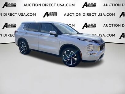 Used 2024 Mitsubishi Outlander SE