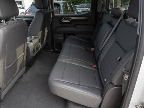 Used 2024 Chevrolet Silverado 1500 RST image 21