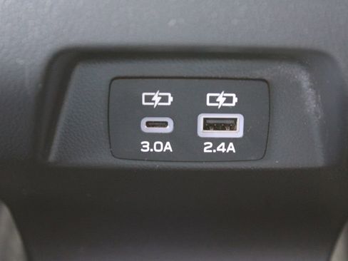 Used 2024 Subaru Crosstrek 2.0i Premium w/ Crosstrek Mirror Package image 24