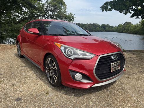 Used 2016 Hyundai Veloster Turbo FWD image 1