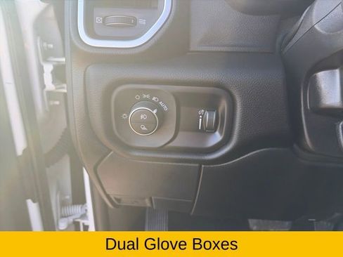 Used 2024 RAM 2500 Big Horn image 36