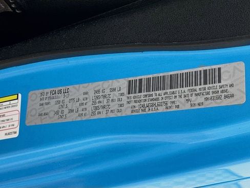 Used 2017 Jeep Wrangler Unlimited Sahara image 32