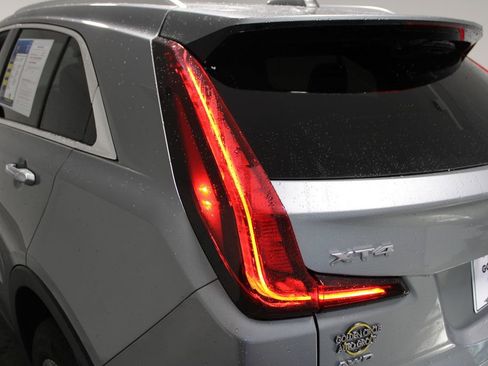 Used 2024 Cadillac XT4 Premium Luxury image 56