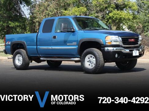 Used 2004 GMC Sierra 2500 SLT w/ Heavy-Duty Power Package AWD/4WD image 1