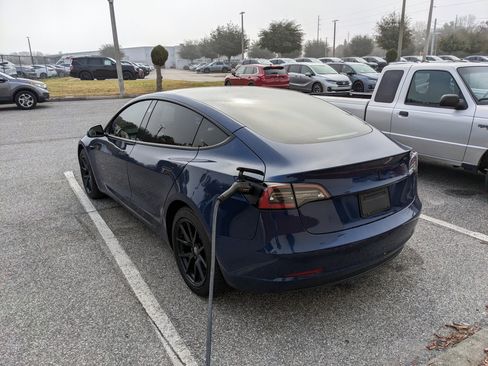 Used 2022 Tesla Model 3 image 21