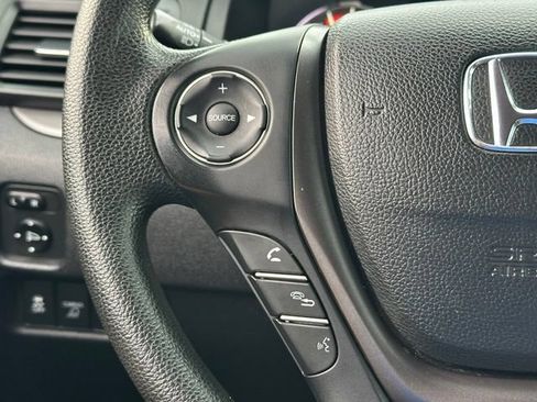 Used 2019 Honda Ridgeline Sport image 38