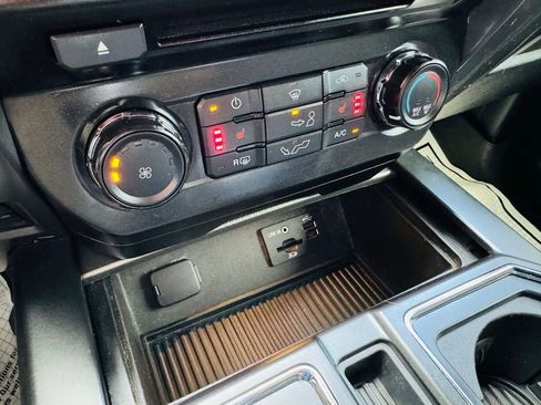 Used 2015 Ford F150 XLT w/ Equipment Group 302A Luxury image 20