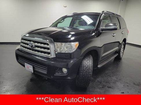 Used 2016 Toyota Sequoia Limited w/ Safety & Convenience Package AWD/4WD image 4
