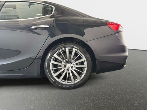 Used 2022 Maserati Ghibli Modena Q4 AWD/4WD image 14
