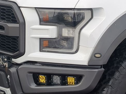 Used 2018 Ford F150 Raptor w/ Equipment Group 802A Luxury image 15