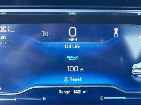 Used 2024 Chevrolet Silverado 1500 RST w/ Z71 Off-Road Package image 40