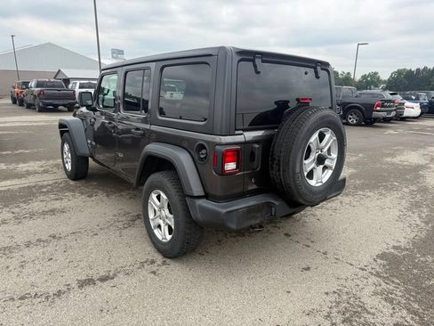 Used 2019 Jeep Wrangler Unlimited Sport S AWD/4WD image 14