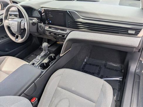 Used 2025 Toyota Camry LE image 19