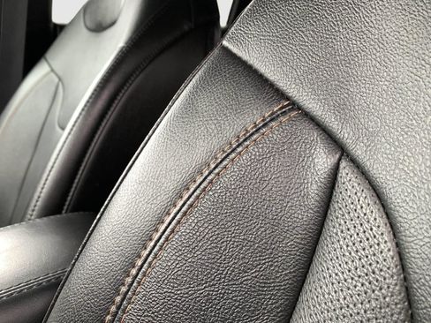 Used 2023 Jeep Compass Limited image 31