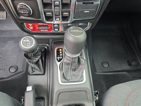 New 2026 Jeep Gladiator Rubicon AWD/4WD image 20