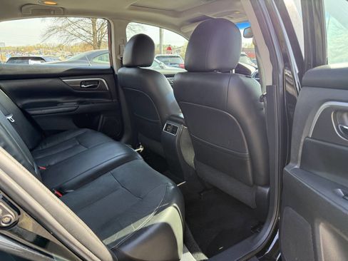 Used 2014 Nissan Altima 2.5 SL w/ Moonroof Package image 15