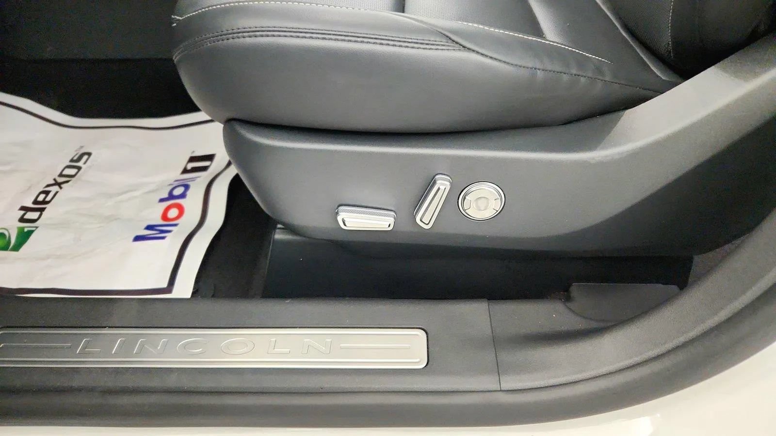 Used 2024 Lincoln Nautilus Premier w/ Equipment Group 102A AWD/4WD image 15