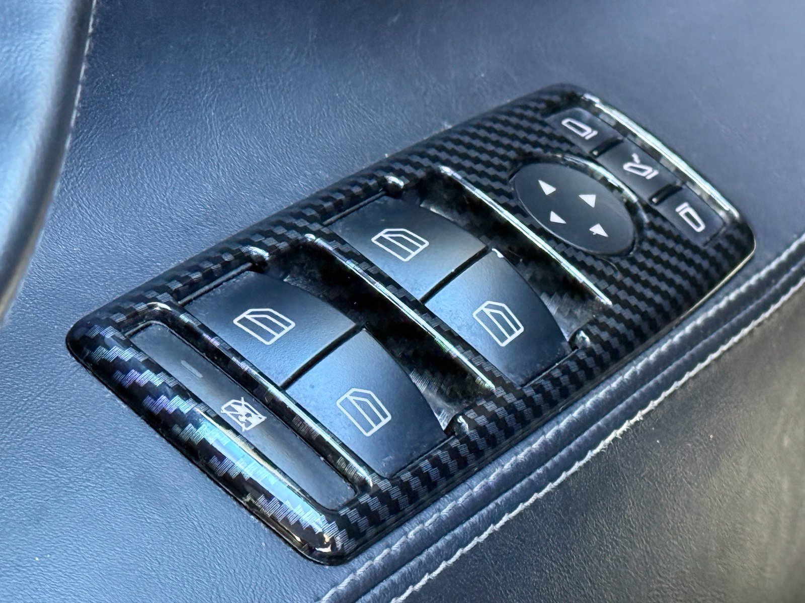 Used 2018 Tesla Model S 75D AWD/4WD image 32