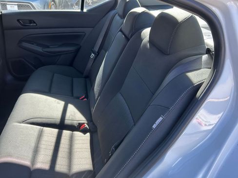 Used 2025 Nissan Altima 2.5 SV image 38