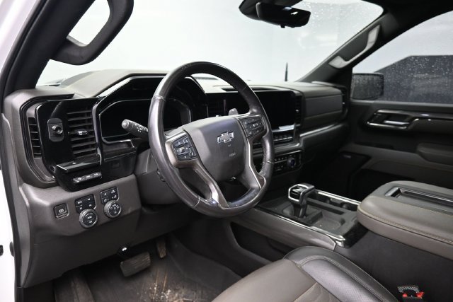 Used 2022 Chevrolet Silverado 1500 ZR2 w/ Technology Package AWD/4WD image 17