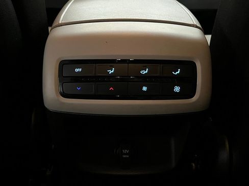 Used 2021 Hyundai Palisade SE image 20