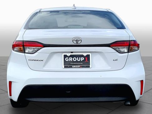 Used 2024 Toyota Corolla LE FWD image 5