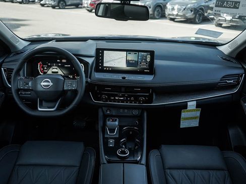 New 2026 Nissan Rogue Platinum w/ Platinum Premium Package image 14