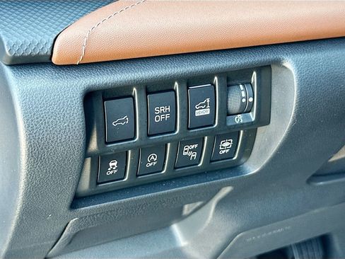 Used 2022 Subaru Forester Touring AWD/4WD image 10
