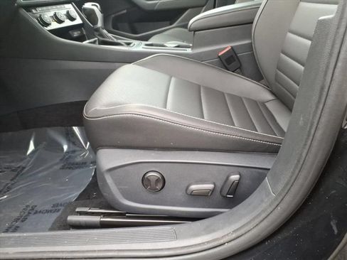 Used 2024 Volkswagen Jetta SE FWD image 14