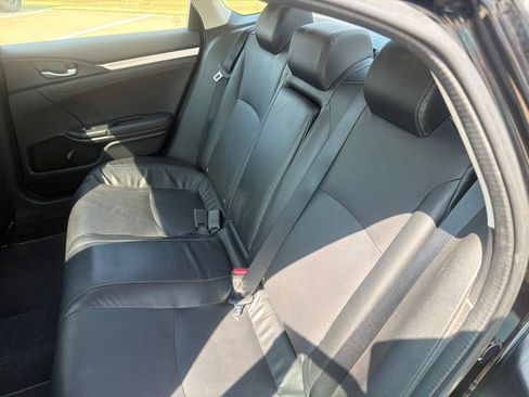 Used 2016 Honda Civic Touring image 27